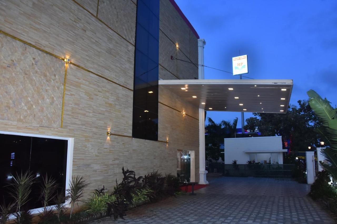Hotel Justa Sarang Rāmeswaram Exterior foto
