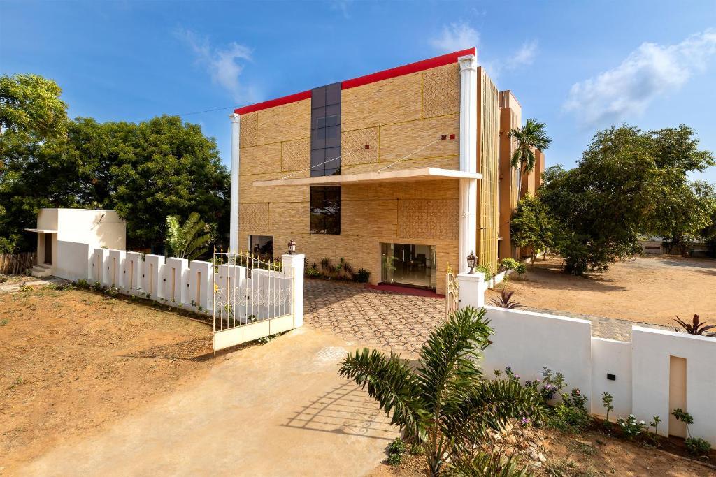 Hotel Justa Sarang Rāmeswaram Exterior foto
